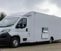 Racetruck – Enclosed Race Car Transporter