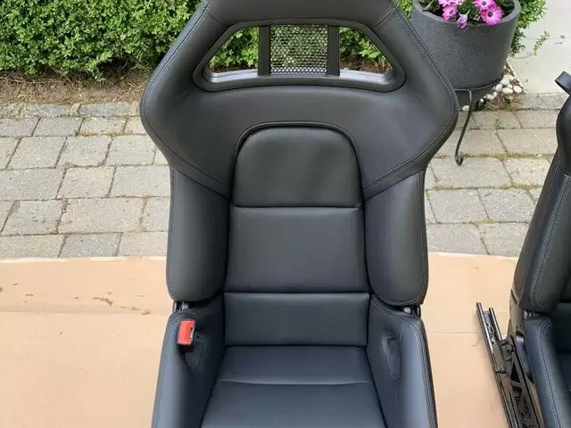 PORSCHE 997 911 GT3 GT2 Carbon Bucket Seats - 2/2